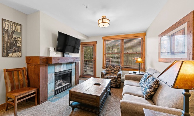 River Run Condo | River Run Condo w/Great Shared Amenities: Pool, Hot Tubs, Play Area, & More!