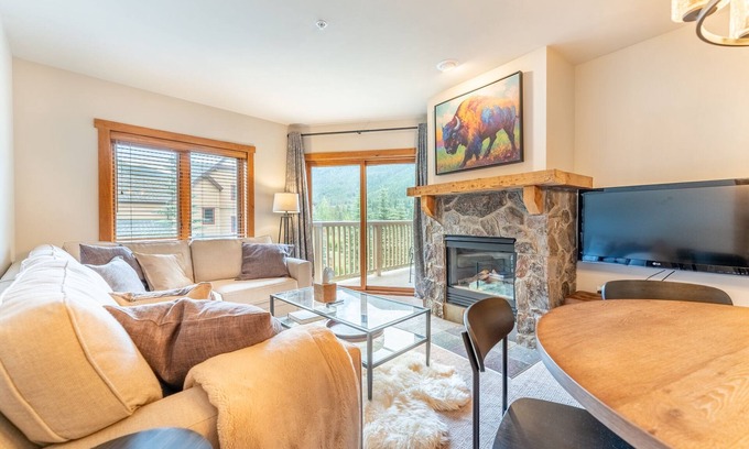 River Run Condo | River Run Village Condo is Only a Short Walk to Gondola, Shops and Dining!