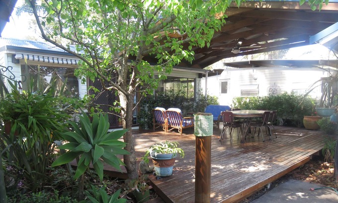 Myola House | River to Sea at Myola - Relaxing Coastal Cottage