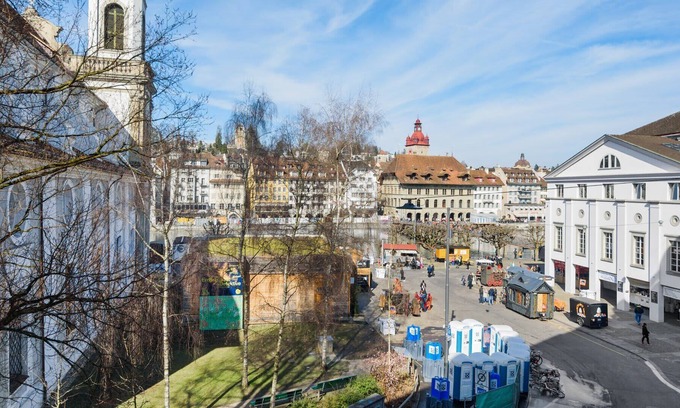 Lucerne Apartment | River view flat, 2min from Luzern Station