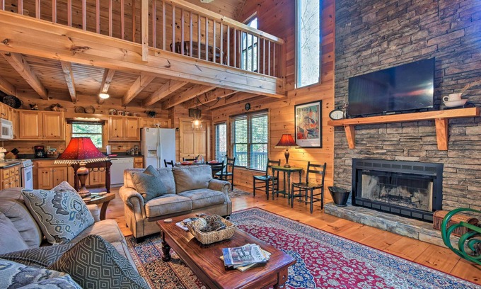 Ellijay Cabin | 'Riverbend Reserve' Cabin w/Yard + Fire Pit!