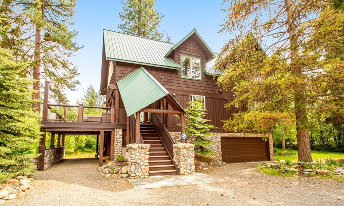 Cle Elum Cabin | Riverfront cabin with large deck, gorgeous view, woodstove, & quiet location