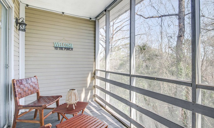 Columbia Condo | Riverfront Columbia Condo: 4 Mi to USC!