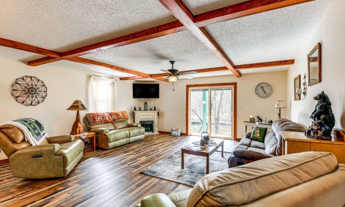 Peru Cabin | Riverfront Peru Cabin ~ 2 Mi to Lake Champlain!