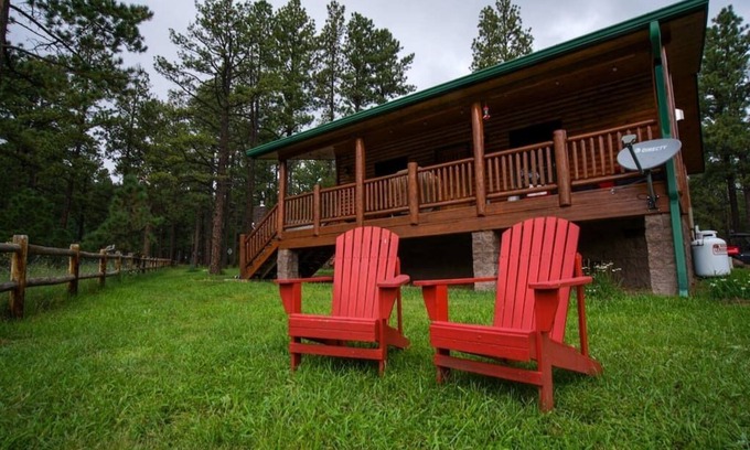 Greer Cabin | Riverfront Retreat (Cabin 100)