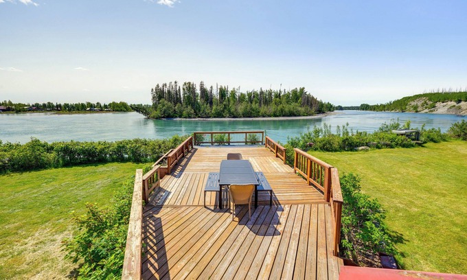 Sterling House | Riverfront Retreat w/Fishing Dock in Sterling!