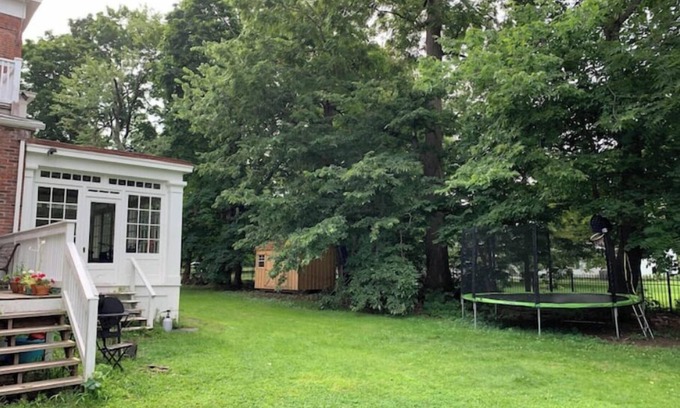 Cohoes House | Riverfront rustic mansion housen