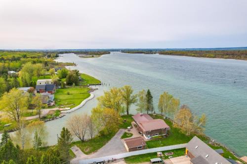 Sault Ste. Marie House | Riverfront Sault Ste Marie Home with Dock!