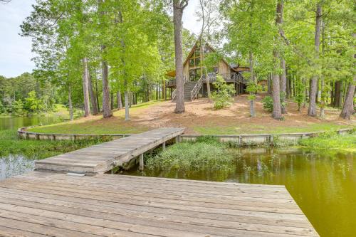Shelby House | Riverfront Shelby Home with Private Boat Dock!