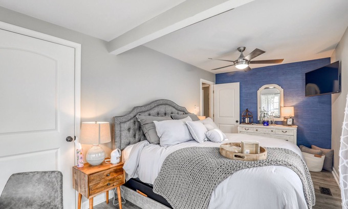 Front Royal Cottage | Riverfront! Shenandoah River! Sleeps 4! New Hot Tub