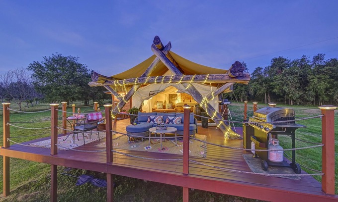 Marble Falls Cabin | Riverfront Yurt, AC, Hot tub, Kayaks, Movie Projector, Fire Pit