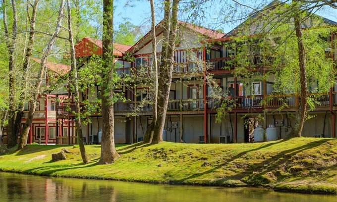 Helen House | RiverHaus on Edelweiss - Cozy Multi-Level River Condo in Downtown Helen