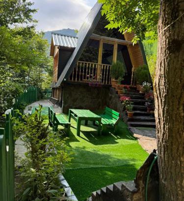 Khelvachauri Apartment | Riverhush cabin