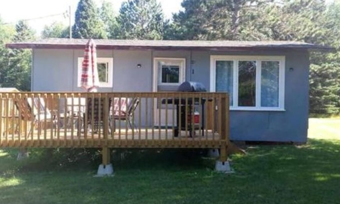 Nipissing Cottage | Rivers Edge Camping