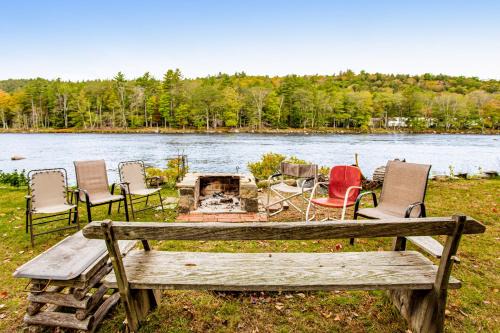 Chestertown House | Riverside Bliss