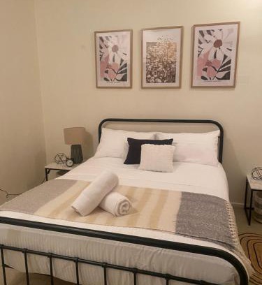Rockhampton Apartment | Riverside Boutique Apartment