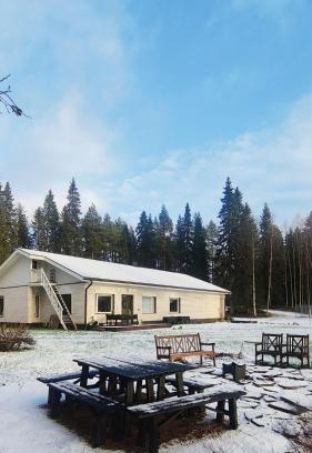 Rovaniemi Villa | Riverside country house
