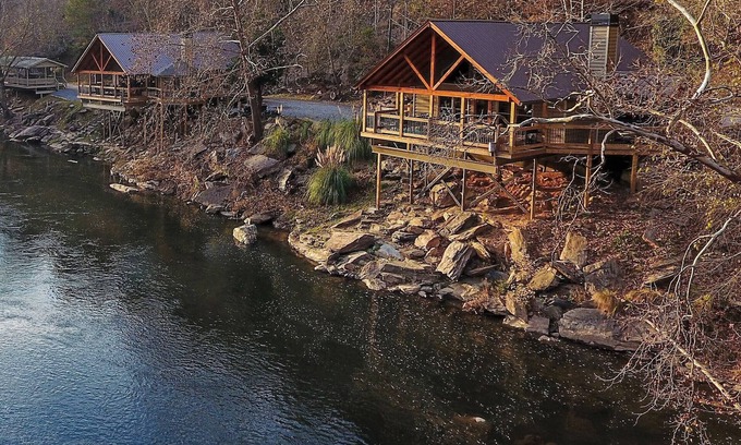 Ellijay Cabin | Riverside Elegance: Twin Luxury Lodges in Ellijay – Symphony of Nature & Comfort