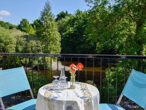 Newton Stewart House | Riverside
