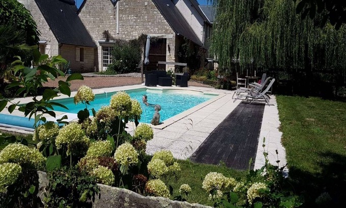 Cinais House | Riverside Hideaway in Cinais