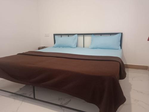 Vayittiri House | Riverside inn