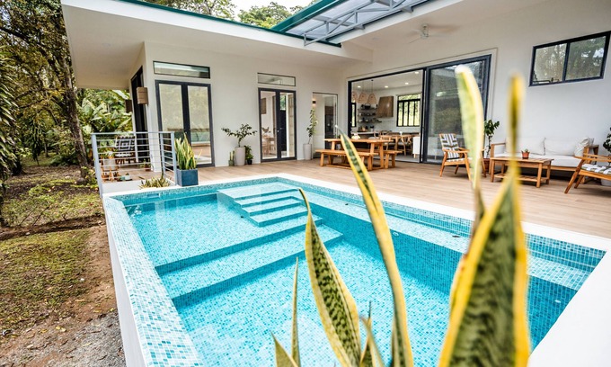 Dominical House | Riverside Luxury w/Pool - Walk to Dominical