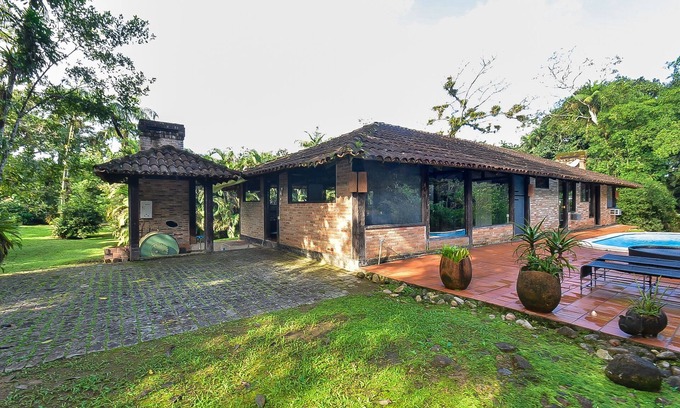 Morretes House | Riverside paradise in Morretes