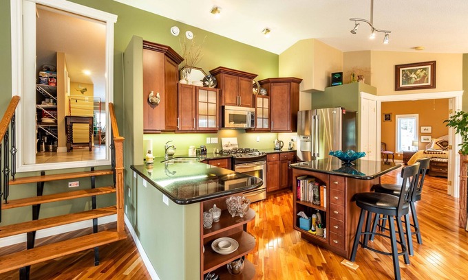 Waiparous Village Villa | Riverside Retreat - Secluded exotic villa in the Rocky mountains