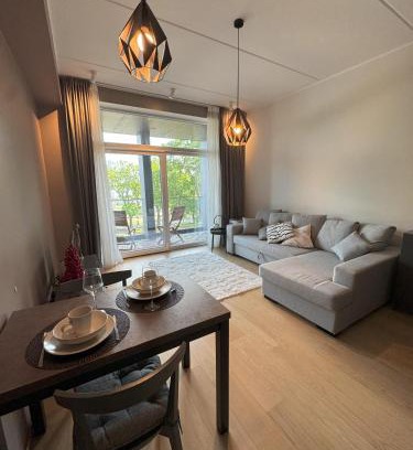 Parnu Apartment | Riverside Retreat - Cozy Central Stay in Pärnu