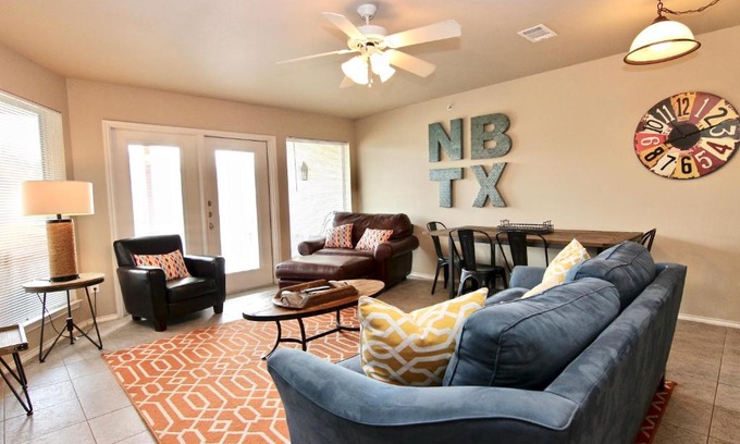 New Braunfels Apartment | Riverside Retreat