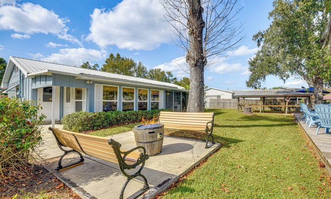 Astor House | Riverside Retreat w/Boat Dock in Sunny Astor!
