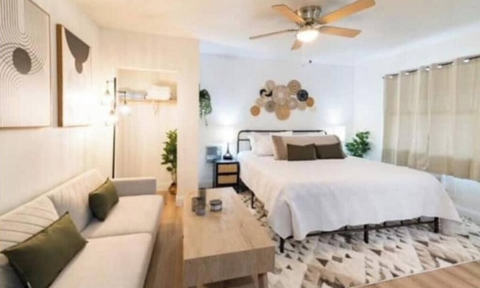 Melbourne Apartment | Riverside Studio #11