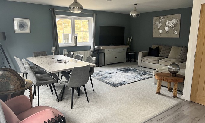 Wooler House | Riverside View Wooler. Luxury, large, modern house with hot tub