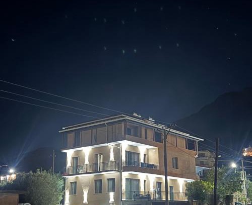 Tragjas Apartment | Riverside Villa