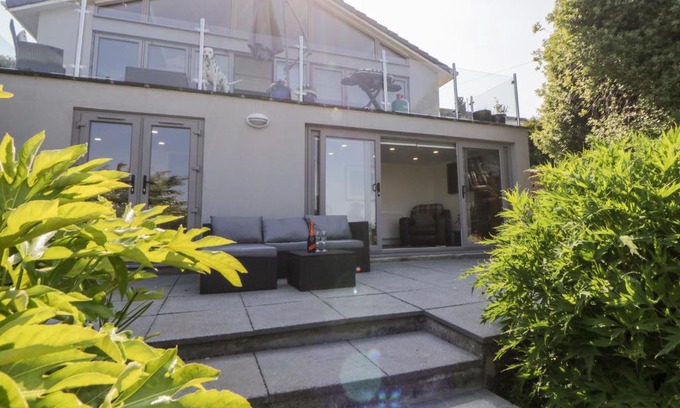 Saltash House | Riverview 1 Brunel View