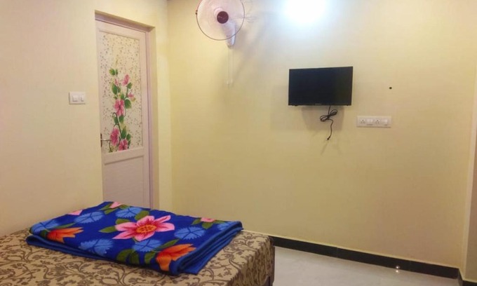 Valparai Apartment | Riverview 2 room appartment