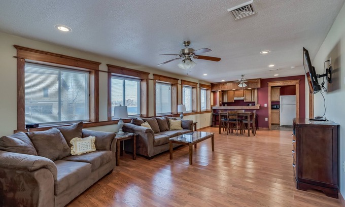 Alexandria Bay Condo | Riverview Townhouse I in Downtown Alexandria Bay