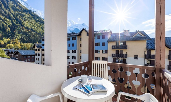 Chamonix City Centre Apartment | Rivière 401, Chamonix, France