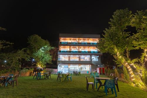 Paliyal Gaon Resort | Riviera Rishikesh Retreat