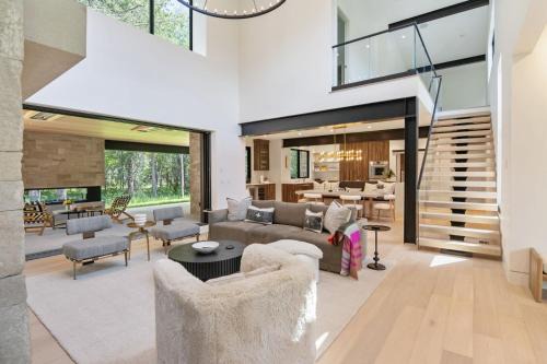 Moose Wilson Road House | RMR: Tensleep Oasis Home in The AspensWilsonWY
