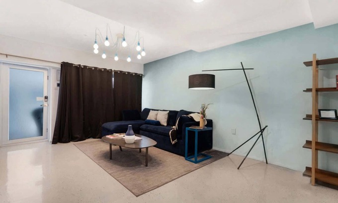 South Pointe House | Roami at 250 Collins | Pool | Next to Beach | 2 Bed