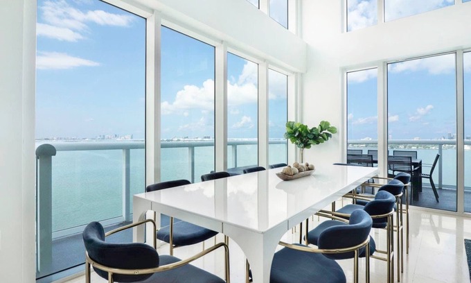 North Bay Village Apartment | Roami at Adagio | Miami | Waterfront 3BD #13