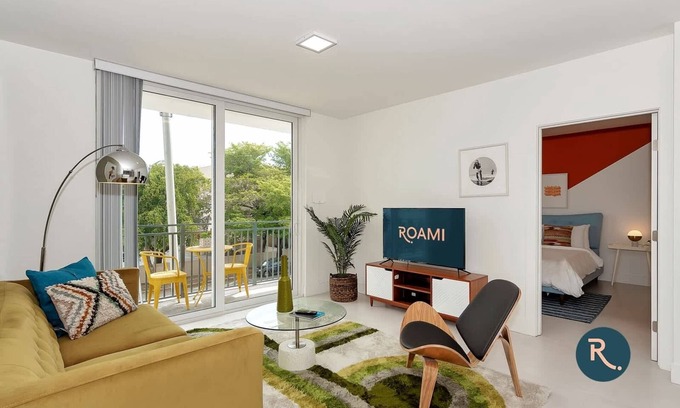 Coral Way Apartment | Roami at Grove 27 | Group Friendly | 4BR CMB #35