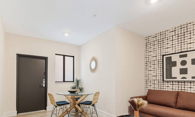 Midtown Apartment | Roami at The Palace | 2 Bedroom | King #03