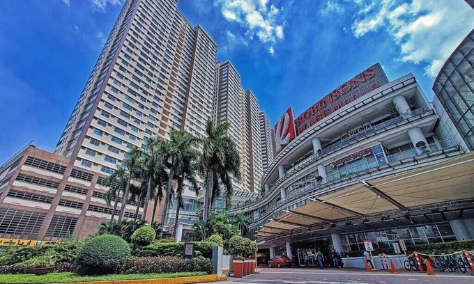 Ermita Condo | Robinson's Place Residences Manila