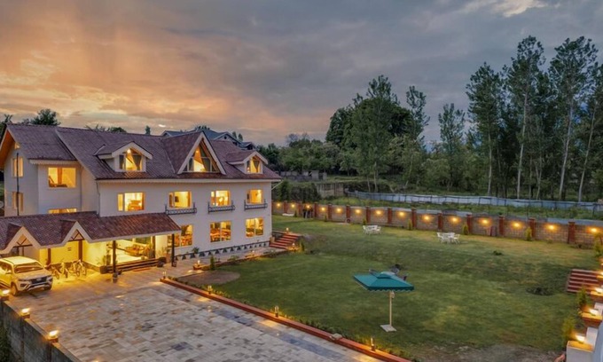 Brein Hotel | Robusta Retreat