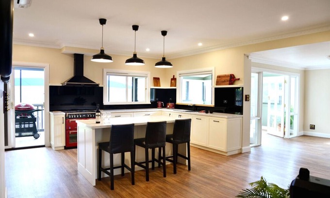Wisemans Ferry House | Rock-a-Billi. Exceptional 4-bedroom home in the heart of Wisemans. 3pm checkout