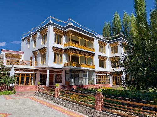 Leh House | Rock Castle Residency