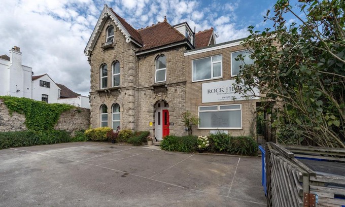 Maidstone Bed & Breakfast | Rock House Bed and Breakfast