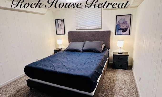 Independence House | Rock House Retreat *Freshly Renovated*